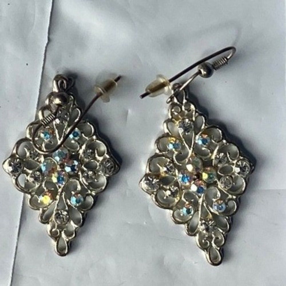 Rhinestone Diamond Shape Drop Earrings Pair Silver Tone Costume Jewelry